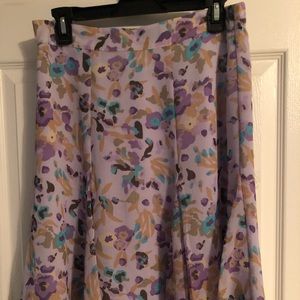 Jaclyn Smith floral midi skirt.